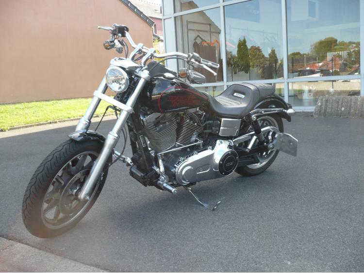 HARLEY-DAVIDSON DYNA LOW RIDER 1690