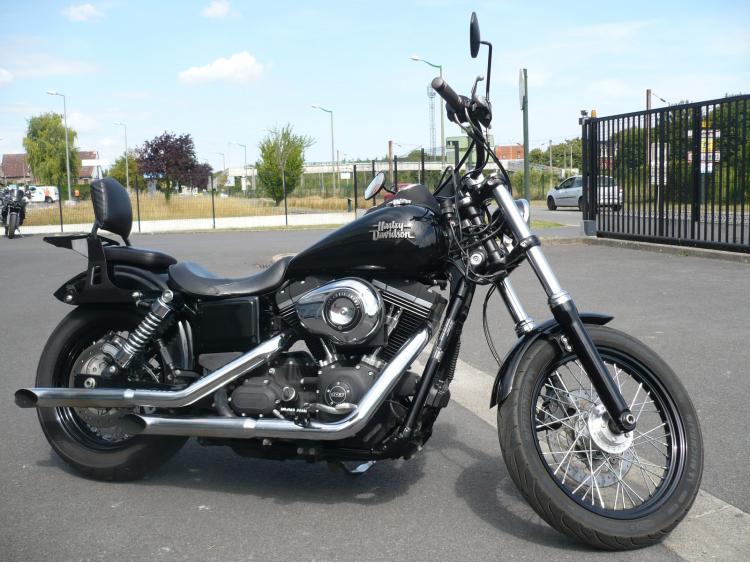 HARLEY-DAVIDSON DYNA STREET BOB 1584